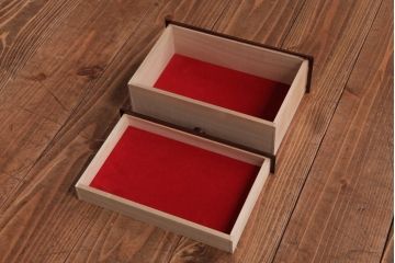 中古　軽井沢彫り　大阪屋家具店　桜の彫刻が美しい姫鏡台(卓上ドレッサー、メイクボックス)