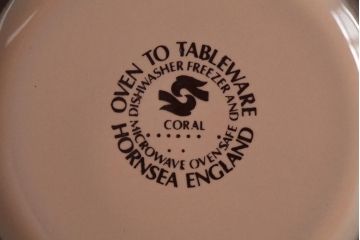 アンティーク雑貨　イギリスビンテージ　HORNSEA(ホーンジー)　CORAL(コーラル)　カップ&ソーサー2客セット(洋食器)(R-036411)