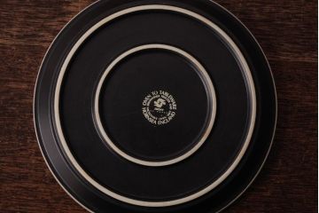 アンティーク雑貨　イギリスビンテージ　HORNSEA(ホーンジー)　EBONY(エボニー)　カップ&ソーサー3客セット(洋食器)(R-036417)