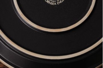 アンティーク雑貨　イギリスビンテージ　HORNSEA(ホーンジー)　EBONY(エボニー)　カップ&ソーサー3客セット(洋食器)(R-036417)