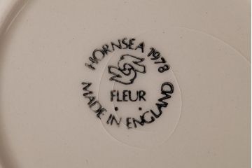 ヴィンテージ雑貨　イギリスビンテージ　Hornsea(ホーンジー)　FLEUR(フルール)　カップ&ソーサー2客セット(R-036418)