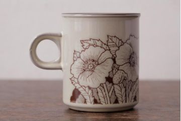 ヴィンテージ雑貨　イギリスビンテージ　HORNSEA(ホーンジー)　Cornrose(コーンローズ)　カップ&ソーサー2客セット(デミタスカップ)(R-036423)