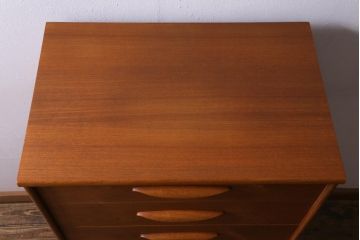 ヴィンテージ家具　イギリス　austinsuite(オースティンスイート)社　チーク材の温かみが魅力のチェスト(引き出し、ビンテージ)
