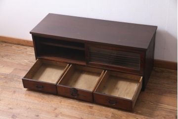 和製　アンティーク家具　前板ケヤキ材　モールガラス入り　味わい深い風合いが格好いいリメイクテレビ台(ローボード、収納棚、テレビボード)