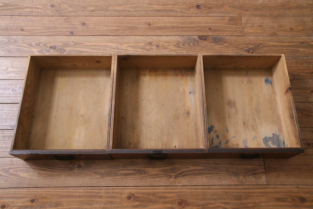 和製　アンティーク家具　前板ケヤキ材　モールガラス入り　味わい深い風合いが格好いいリメイクテレビ台(ローボード、収納棚、テレビボード)