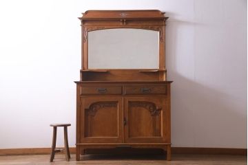 アンティーク家具　オーク材　優雅なムードあふれるミラーバックサイドボード(キャビネット、収納棚、鏡)(R-036427)