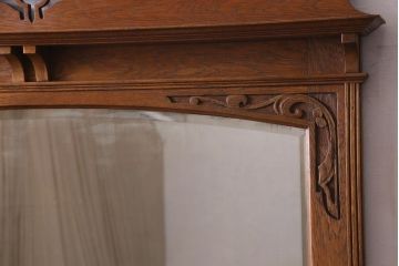 アンティーク家具　オーク材　優雅なムードあふれるミラーバックサイドボード(キャビネット、収納棚、鏡)