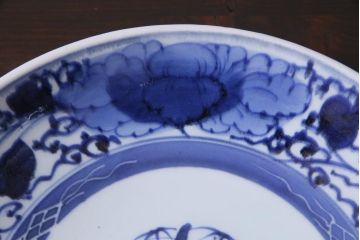 アンティーク雑貨　和製　江戸期　牡丹の図　九寸五分　染付皿(和食器)