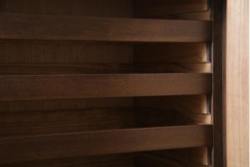 ビンテージ家具　神戸家具　永田良介商店　英国アンティークの様なデザインが魅力のチェスト(洋タンス、衣類タンス)