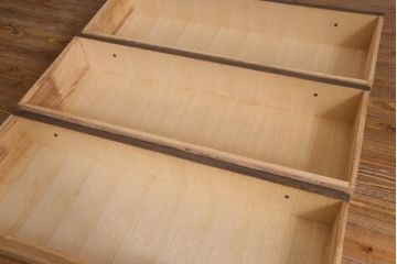 ビンテージ家具　神戸家具　永田良介商店　英国アンティークの様なデザインが魅力のチェスト(洋タンス、衣類タンス)