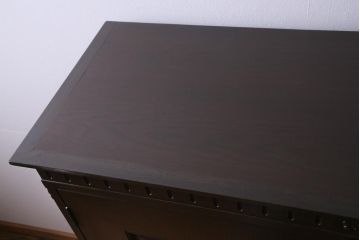 ビンテージ家具　神戸家具　永田良介商店　英国アンティークの様なデザインが魅力のチェスト(洋タンス、衣類タンス)