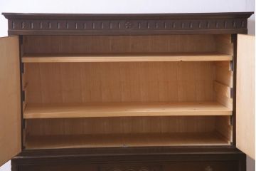 ビンテージ家具　神戸家具　永田良介商店　英国アンティークの様なデザインが魅力のチェスト(洋タンス、衣類タンス)