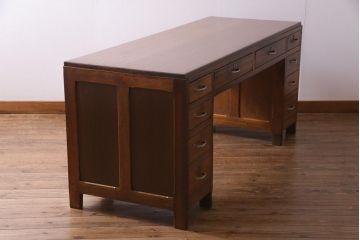 アンティーク家具　昭和レトロ　ラワン材　ワイドサイズの両袖デスク(机、在宅ワーク、在宅用カウンター)