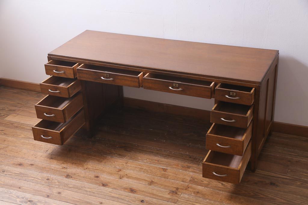 アンティーク家具　昭和レトロ　ラワン材　ワイドサイズの両袖デスク(机、在宅ワーク、在宅用カウンター)