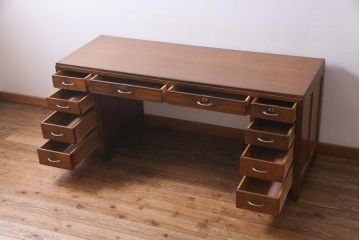 アンティーク家具　昭和レトロ　ラワン材　ワイドサイズの両袖デスク(机、在宅ワーク、在宅用カウンター)