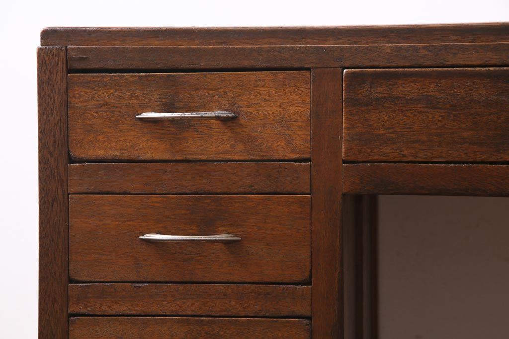 アンティーク家具　昭和レトロ　ラワン材　ワイドサイズの両袖デスク(机、在宅ワーク、在宅用カウンター)