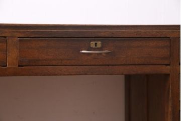 アンティーク家具　昭和レトロ　ラワン材　ワイドサイズの両袖デスク(机、在宅ワーク、在宅用カウンター)