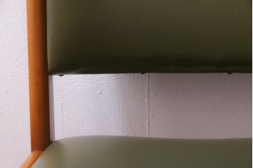 ヴィンテージ家具　北欧ビンテージ　チーク材　ビンテージ感あふれる色合いが魅力的なダイニングチェア(椅子)(2)