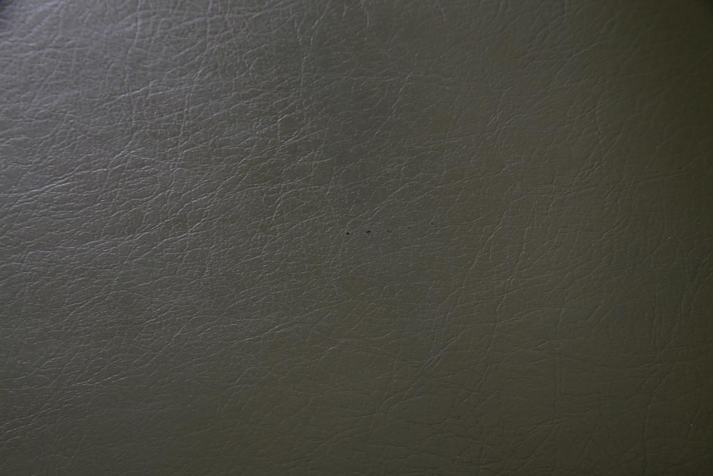 ヴィンテージ家具　北欧ビンテージ　チーク材　ビンテージ感あふれる色合いが魅力的なダイニングチェア(椅子)(2)