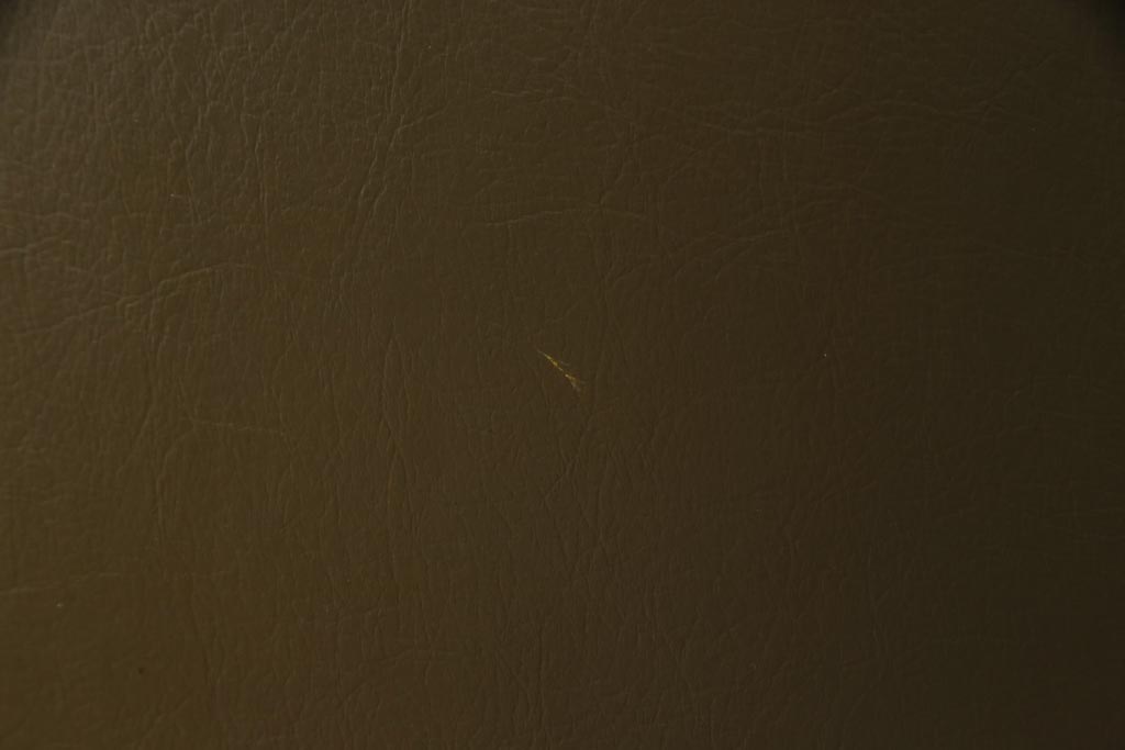 ヴィンテージ家具　北欧ビンテージ　チーク材　ビンテージ感あふれる色合いが魅力的なダイニングチェア(椅子)(2)