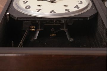 レトロ雑貨　SEIKO(セイコー)　ゼンマイ式　21DAY　渋い色味の掛け時計(柱時計、振り子時計)