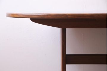 ヴィンテージ家具　G-PLAN(ジープラン) 北欧家具　チーク材　オーバル型のシンプルなエクステンションテーブル(ダイニングテーブル、ビンテージ)