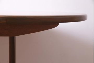 ヴィンテージ家具　G-PLAN(ジープラン) 北欧家具　チーク材　オーバル型のシンプルなエクステンションテーブル(ダイニングテーブル、ビンテージ)