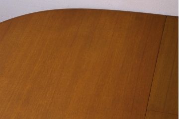 ヴィンテージ家具　北欧家具　McIntosh(マッキントッシュ)　チーク材　洗練されたデザインが素敵なエクステンションテーブル(ラウンドテーブル、ダイニングテーブル、ビンテージ)