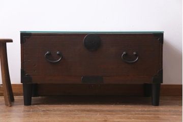 アンティーク家具　ガラス天板　明治期の時代箪笥をリメイクしたセンターテーブル(ローボード、引き出し)
