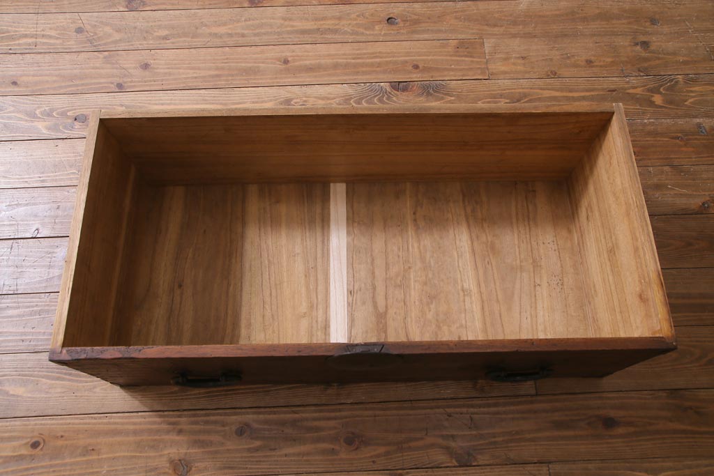 アンティーク家具　ガラス天板　明治期の時代箪笥をリメイクしたセンターテーブル(ローボード、引き出し)