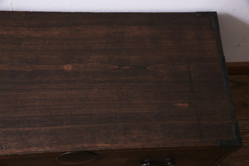 アンティーク家具　ガラス天板　明治期の時代箪笥をリメイクしたセンターテーブル(ローボード、引き出し)