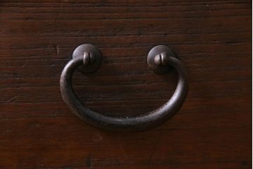 アンティーク家具　ガラス天板　明治期の時代箪笥をリメイクしたセンターテーブル(ローボード、引き出し)