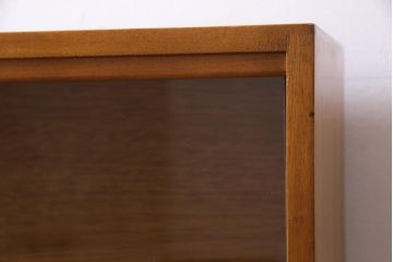 ビンテージ家具　HERBERT E. GIBBS(ハーバート・E・ギブス)　チーク材　シンプルで合わせやすいイギリスヴィンテージのキャビネット(収納棚、飾り棚)