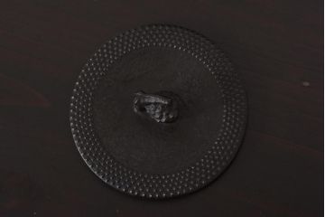 アンティーク雑貨　南部鉄瓶　在銘　秀山　作家物　あられ鉄瓶