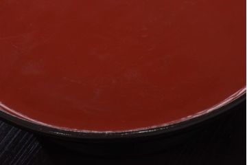 アンティーク雑貨　会津漆器　朱赤の漆塗りが美しい高台付き丸盆(丸膳)(R-036480)