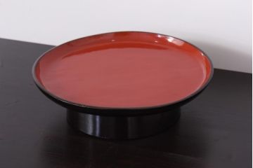 アンティーク雑貨　会津漆器　朱赤の漆塗りが美しい高台付き丸盆(丸膳)(R-036480)