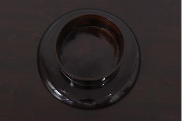 アンティーク雑貨　会津漆器　朱赤の漆塗りが美しい高台付き丸盆(丸膳)(R-036480)