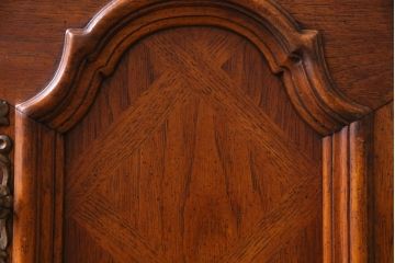 中古　DREXEL HERITAGE(ドレクセルヘリテイジ)　CABERNET(カベルネ)　キュリオケース(飾り棚)(定価約110万円)