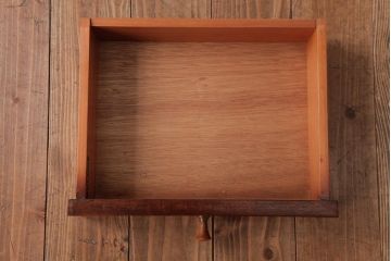 ヴィンテージ家具　北欧ビンテージ家具　Vanson　チーク材　おしゃれなサイドテーブル(飾り台)