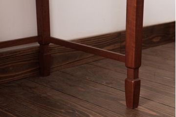 ヴィンテージ家具　北欧家具　デンマークビンテージ　タイルトップのネストテーブル(サイドテーブル、カフェテーブル)