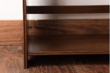 アンティーク家具　昭和レトロ　上手物!　ナラ材　小振りな楔(くさび)式本棚(ブックシェルフ、オープンラック)