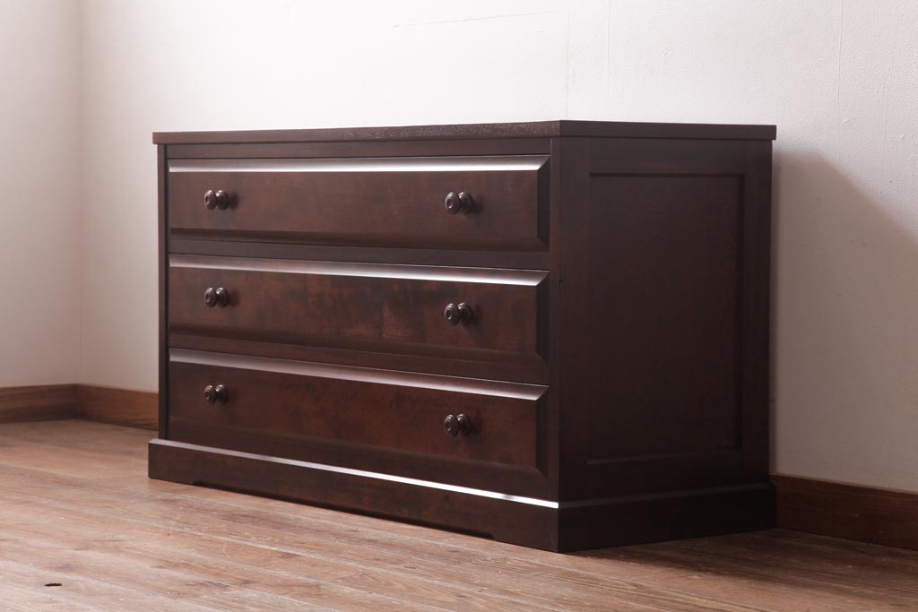 中古　北海道民芸家具　リメイク　シックな雰囲気漂うローチェスト(引き出し、テレビボード)(2)