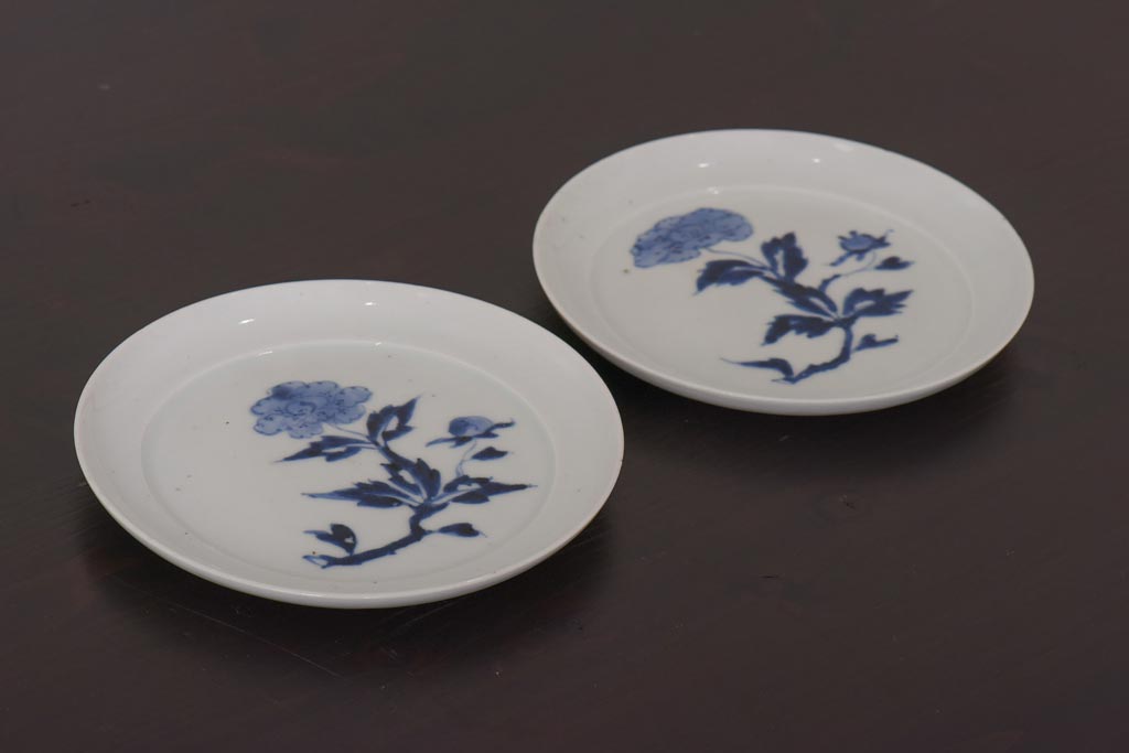 アンティーク雑貨　江戸期　牡丹の図　染付皿2枚セット(和食器)(R-036511)