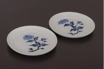 アンティーク雑貨　江戸期　牡丹の図　染付皿2枚セット(和食器)(R-036511)