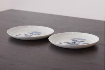 アンティーク雑貨　江戸期　牡丹の図　染付皿2枚セット(和食器)(R-036511)