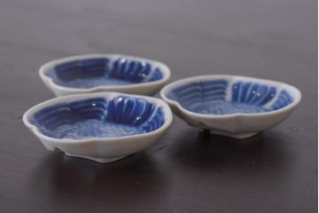 アンティーク雑貨　江戸後期　ふくら雀　小皿3枚セット(和食器)(R-036514)