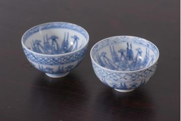 アンティーク雑貨 染付 大正昭和初期の湯呑2客セット(和食器)(R-036517)