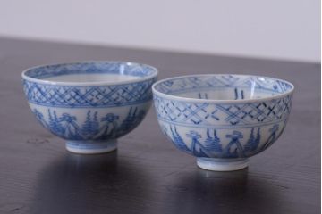 アンティーク雑貨 染付 大正昭和初期の湯呑2客セット(和食器)(R-036517)