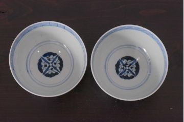アンティーク雑貨　江戸期　伊万里　鳳凰　蓋付き茶碗2客セット(和食器)(R-036528)