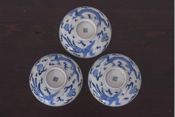 アンティーク雑貨　江戸期　伊万里　鳳凰　蓋付き茶碗3客セット(和食器)(R-036530)